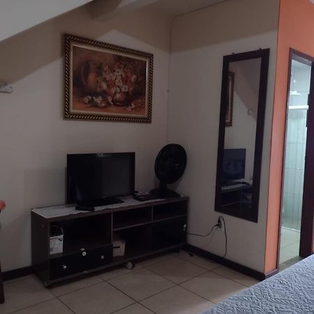 Conforto E Simplicidade! Casa Top Com Garagem, Cozinha, Banheiro E Quarto カボ・フリオ エクステリア 写真